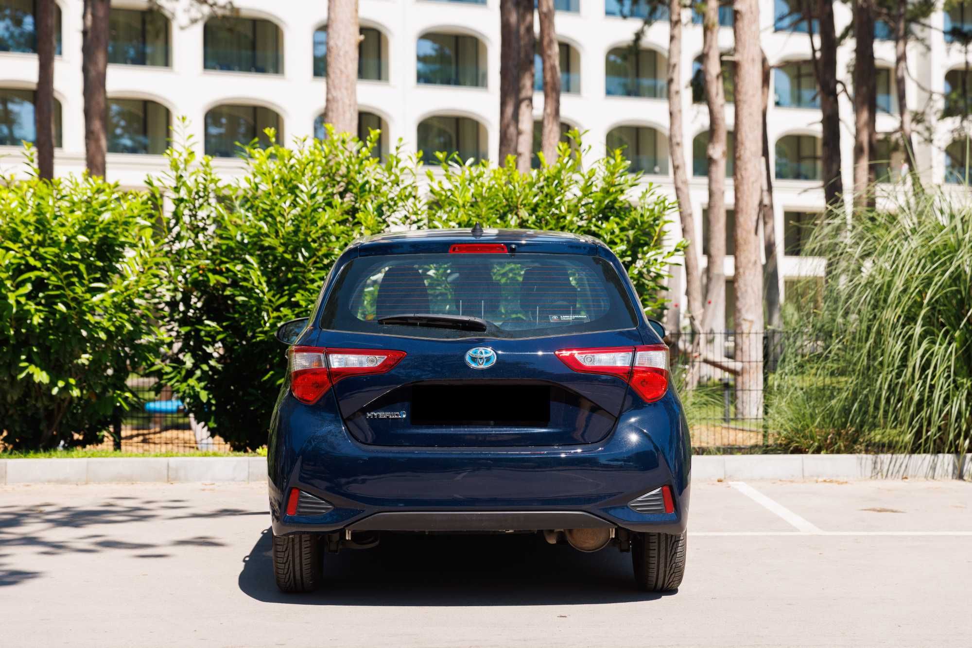 Toyota Yaris Hybrid | Rent A Car