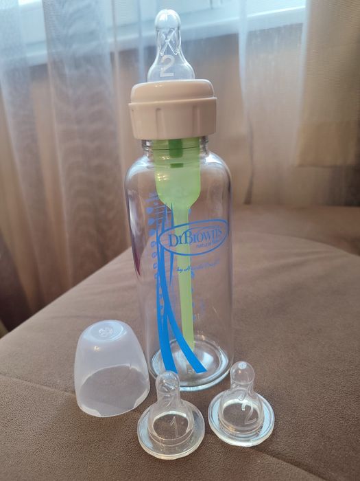 Бебешко стъклено шише Dr. Brown's 250 ml