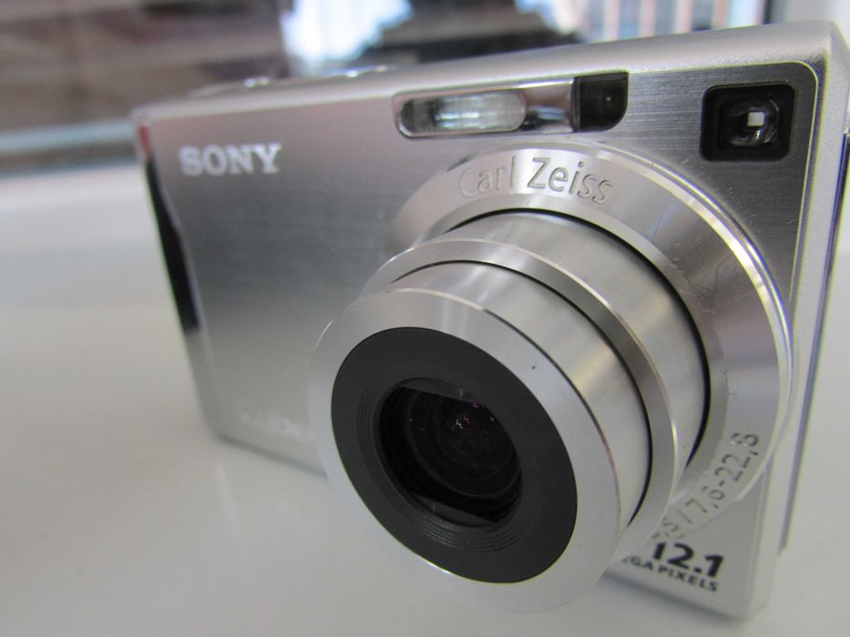 Фотоапарат Sony Cyber-shot DSC-W200