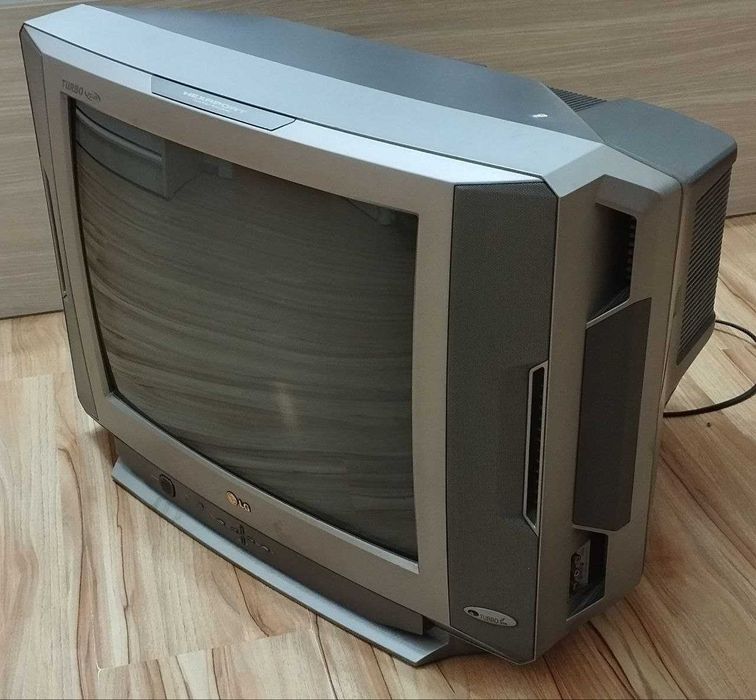 Телевизор LG Turbo Eye