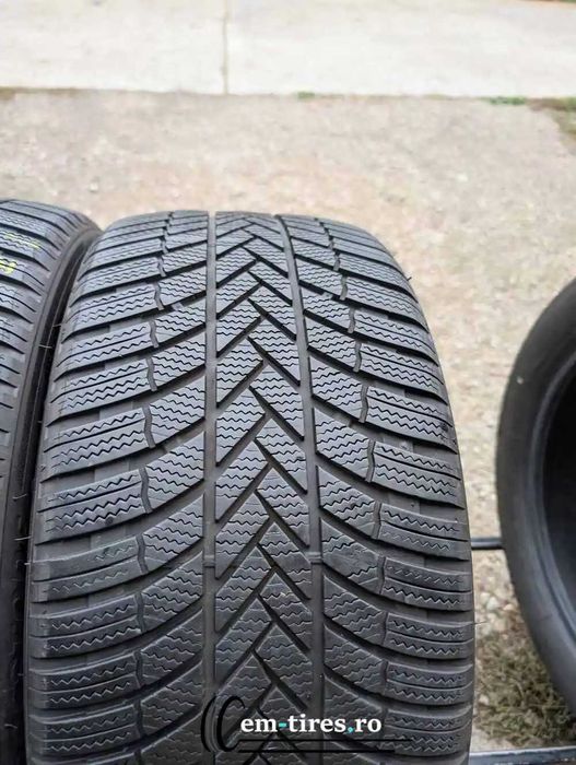 SET 2 Anvelope Iarna 245/40 R18 BRIDGESTONE Blizzak ras