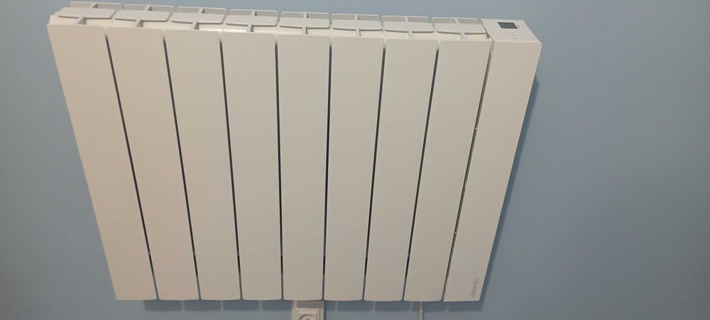 Конвектор-като нов на 2 години. Без забележка