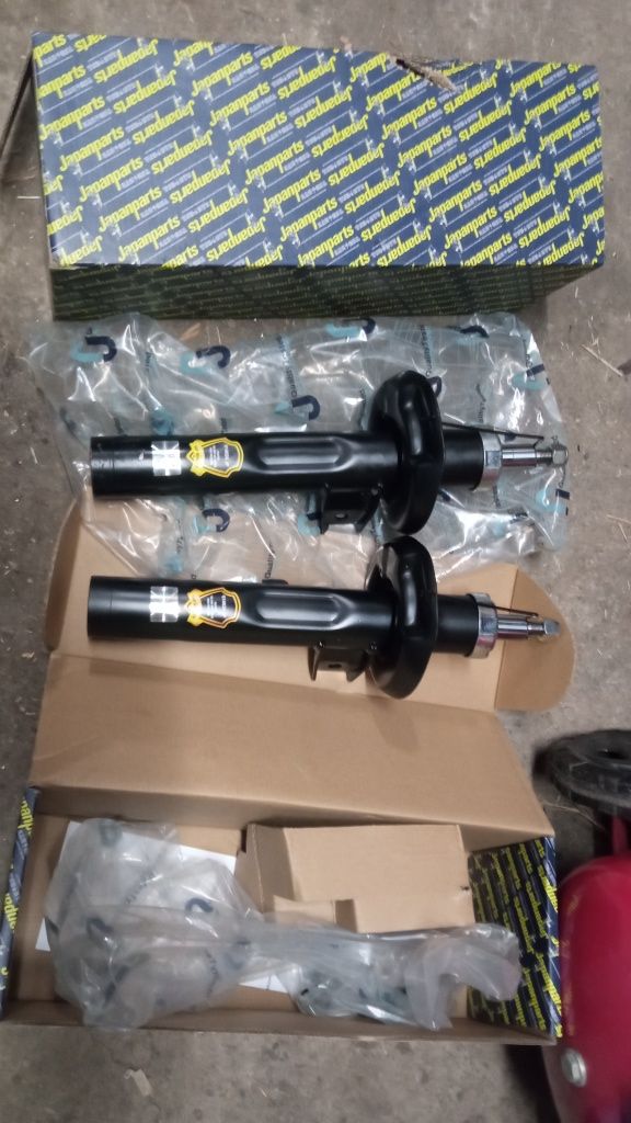 Амортисьори за шкода октавия1.9 105c