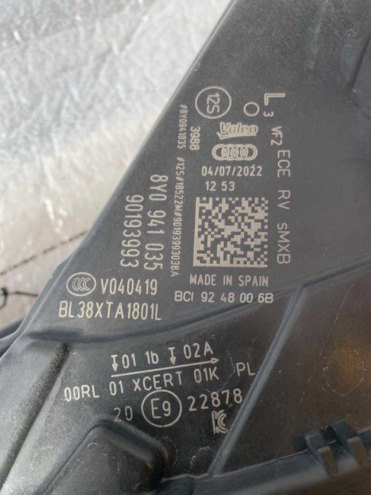 Far stanga Full LED Matrix Audi A3 8Y dupa 2020 cod 8Y0941035 original