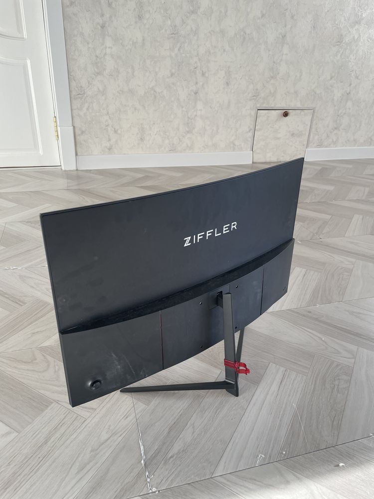 Продаетсия писплей ziffler