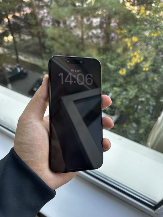 Продаю Iphone 16 pro max 256 ГБ