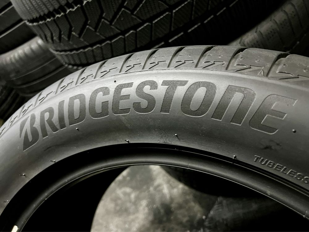 265/50/20 BRIDGESTONE, 6мм, DOT: 20г.