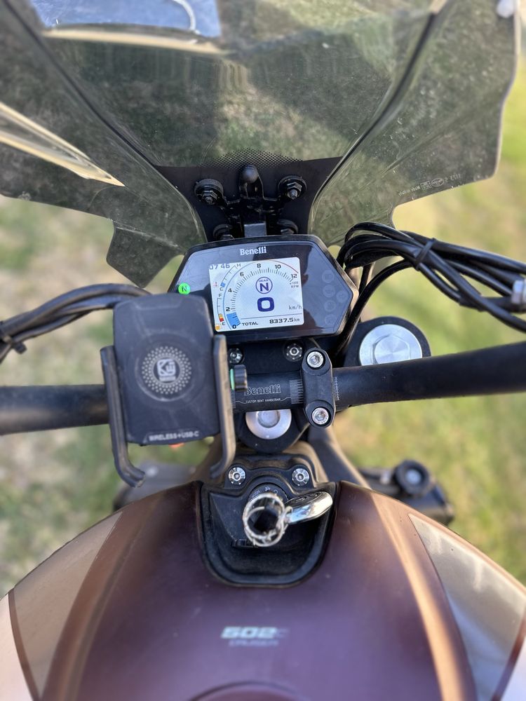 Motocicleta Benelli 502C Cruiser 2022