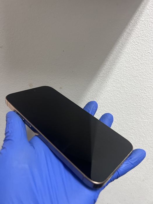 Iphone 16 Pro Max 256gb ca nou ..