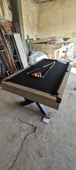 Билярдна маса , билярд