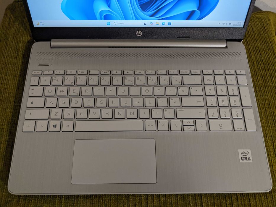 Laptop Hp 15S-FQ1XXX, Intel Core I3-1005g1, 8 GB, Intel Uhd,ssd 512 GB