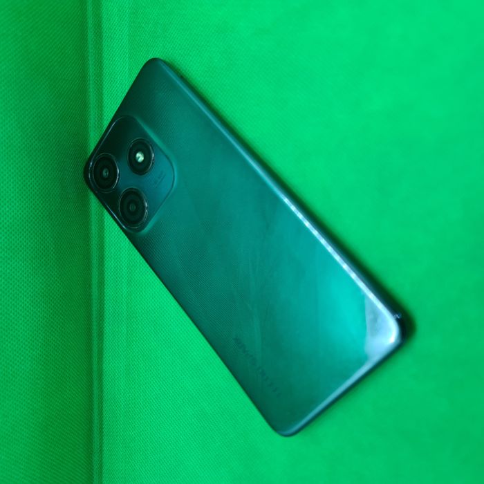 Tecno spark 10c sotiladi 128/8Gb