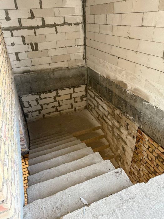 Продается Коттедж 4 сотки! Дурмень аргин. Закритая територия. 500м2