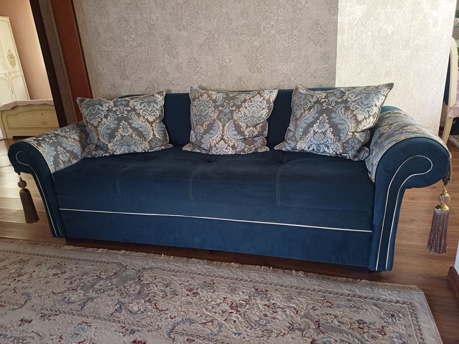 Диван пружинамен сатылады