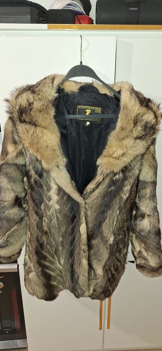 Blană femei elegantă