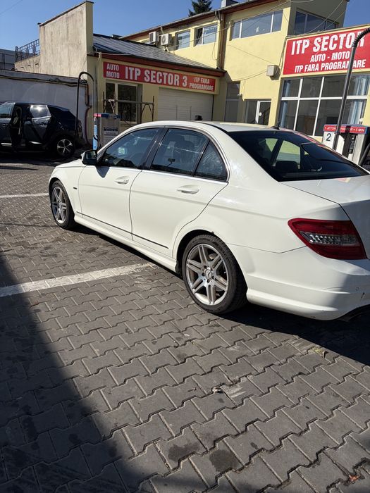 Mercedes C200 Kompressor 1.8 benzina (184hp)