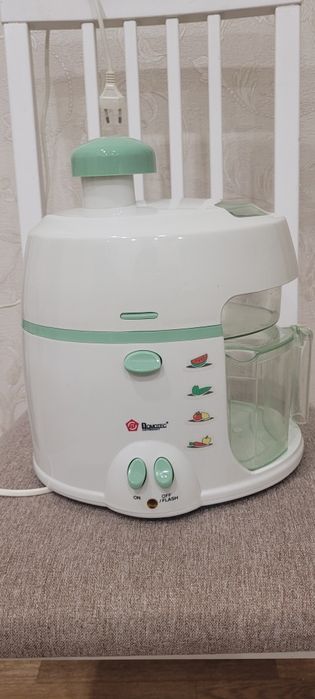 Новая немецкая, соковыжималка Domotec, Германия