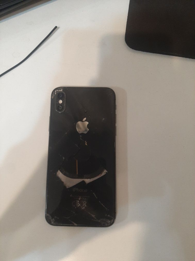 IPhone X Читайте описание
