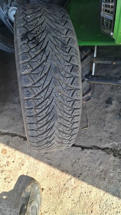 Продавам 4гуми 185 65 15