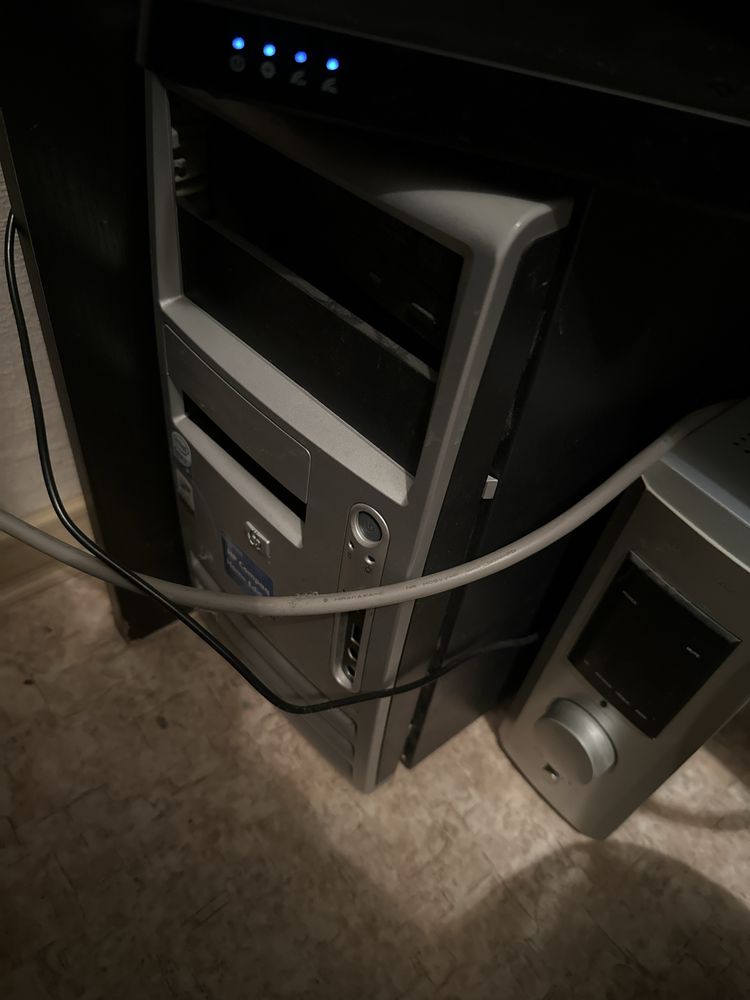 Продаю офисную технику Panasonic Toshiba