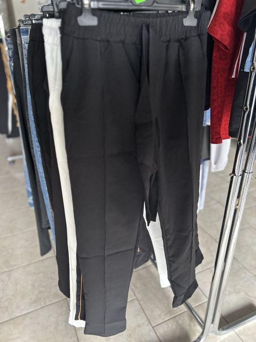 Pantaloni cu snur