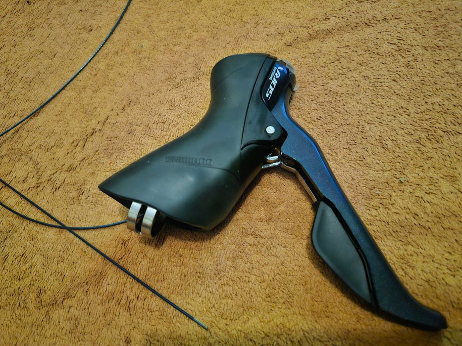 Maneta Shimano Sora ST-R3000 Noua STI  9-speed dreapta