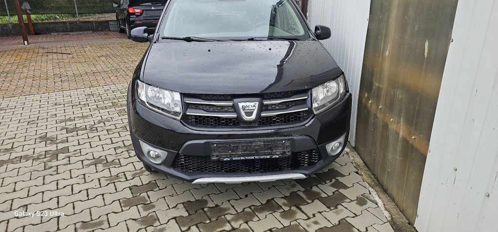 Capota motor Dacia Logan Sandero stepway 1.5 diesel 2016
