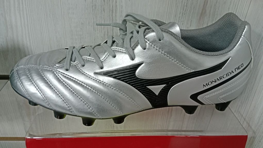 Original Mizuno Futbol butsalari! Оригинальное бутсы Mizuno!