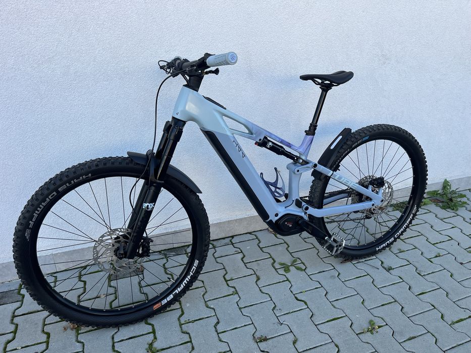 Cube Stereo One 44 R 20225 800w carbon