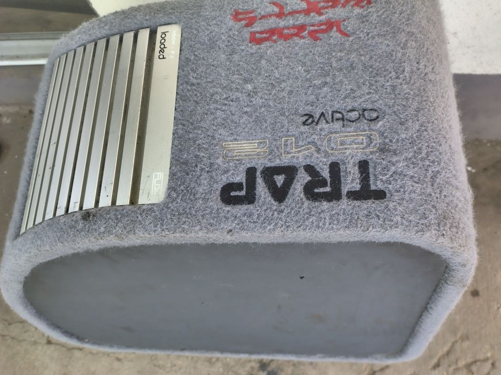 vând incinta subwoofer auto