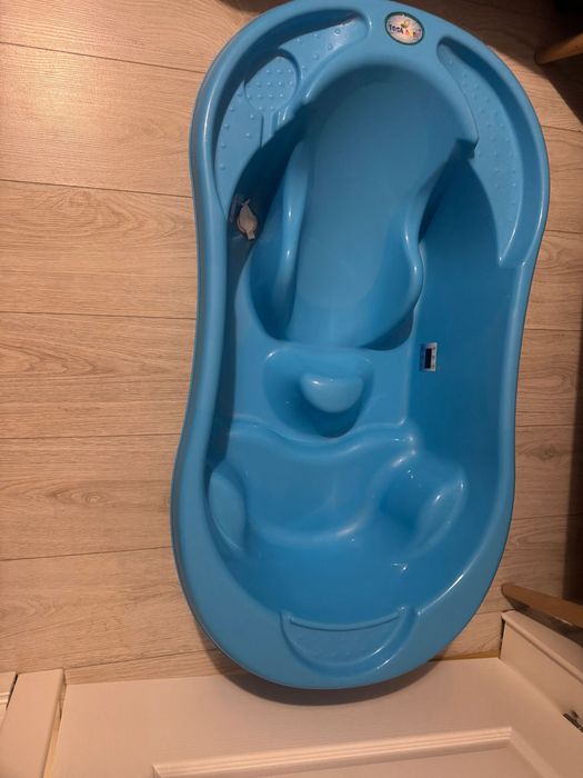 Cadita anatomica bebelusi