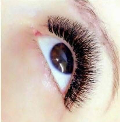 Наращивание ресниц и ламинирование с выездом на дом