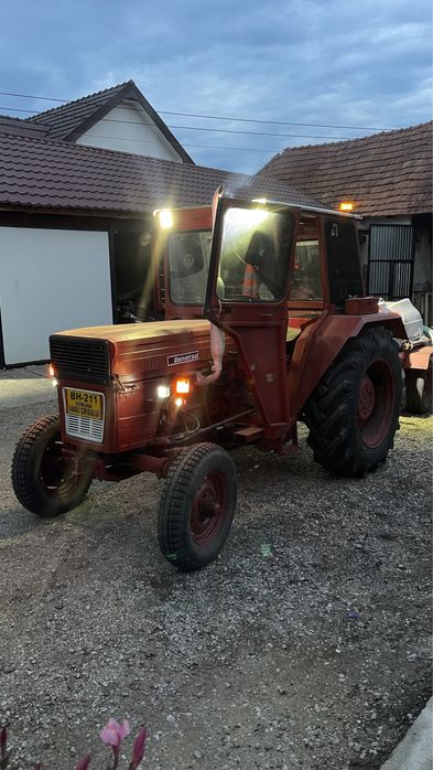 Tractor utb 550.