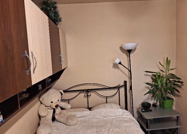 Închiriez apartament micro 1