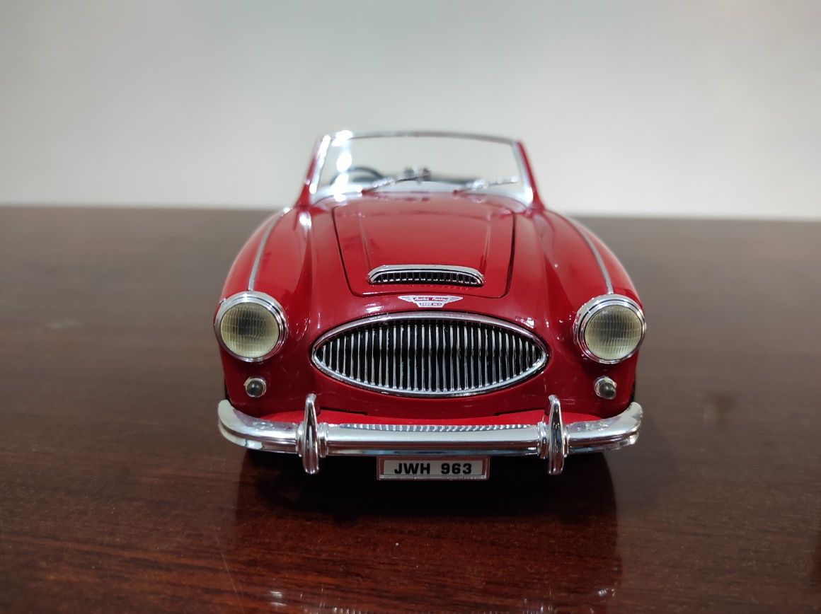 Machetă Austin Healey by ERTL.