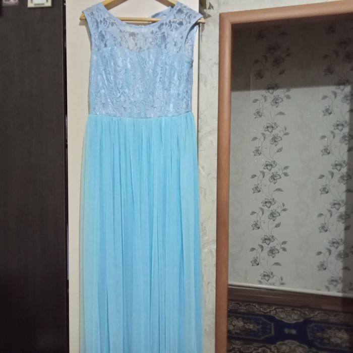 Продам платья за 5000