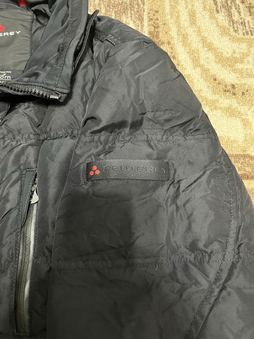 Мужко яке Peuterey