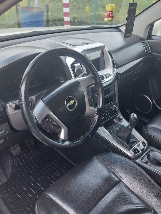Vând Chevrolet captiva