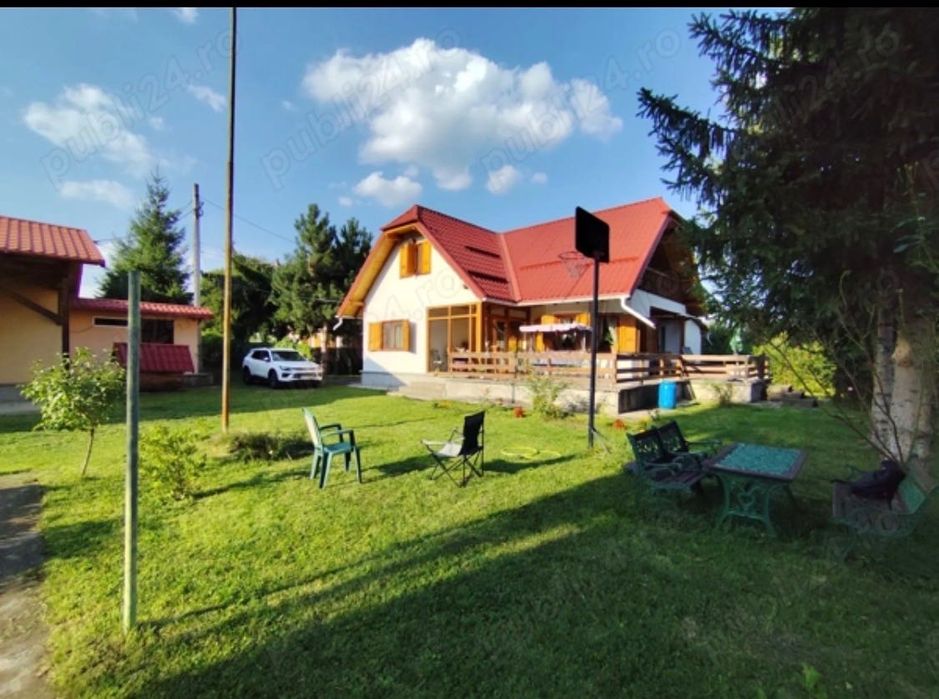 Breaza, casa stil tirolez, zona insorita