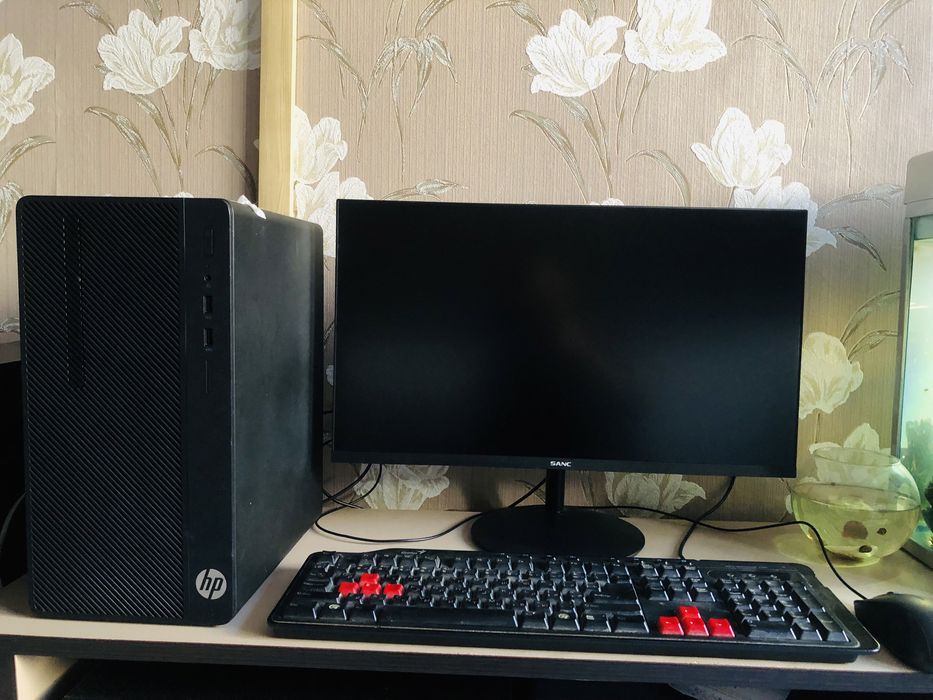 Продам компьютер для учебы и офиса, в хоошем состоянии.