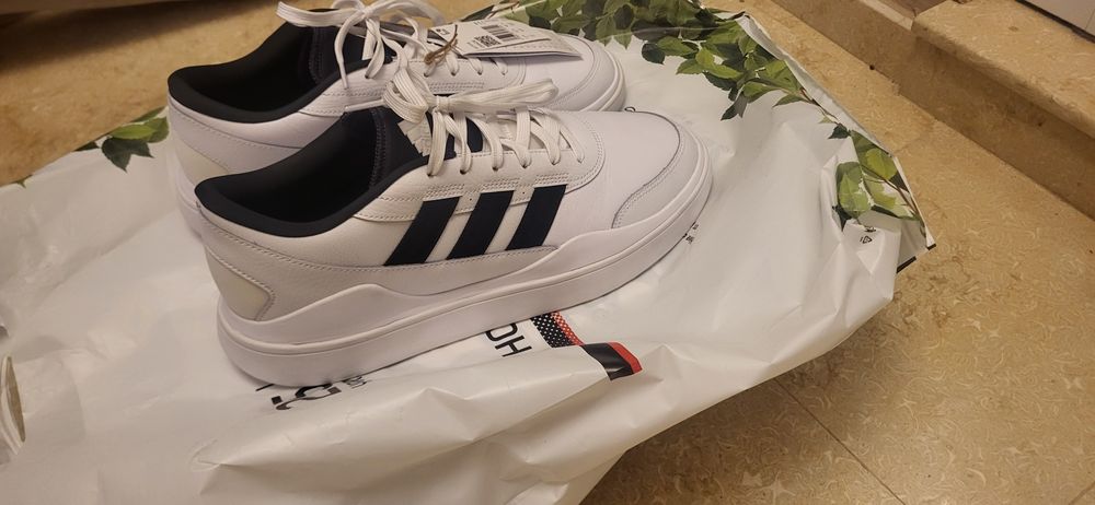 Adidas OSADE 46 – нови, в кутия, оригинални