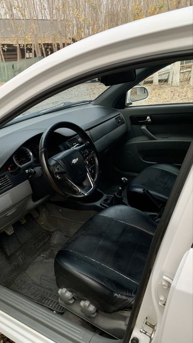 Жентра 2015 йил сотилади. Яхши холатда