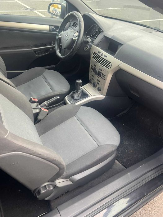 Opal astra Gtc an 2008