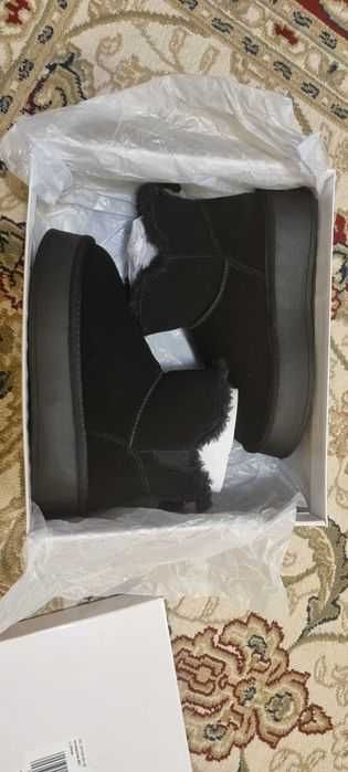 Ghete din piele naturala