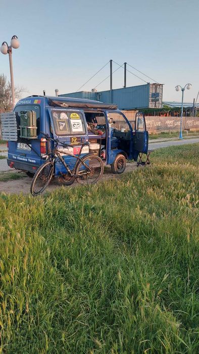 Damas de persoane, minicamper