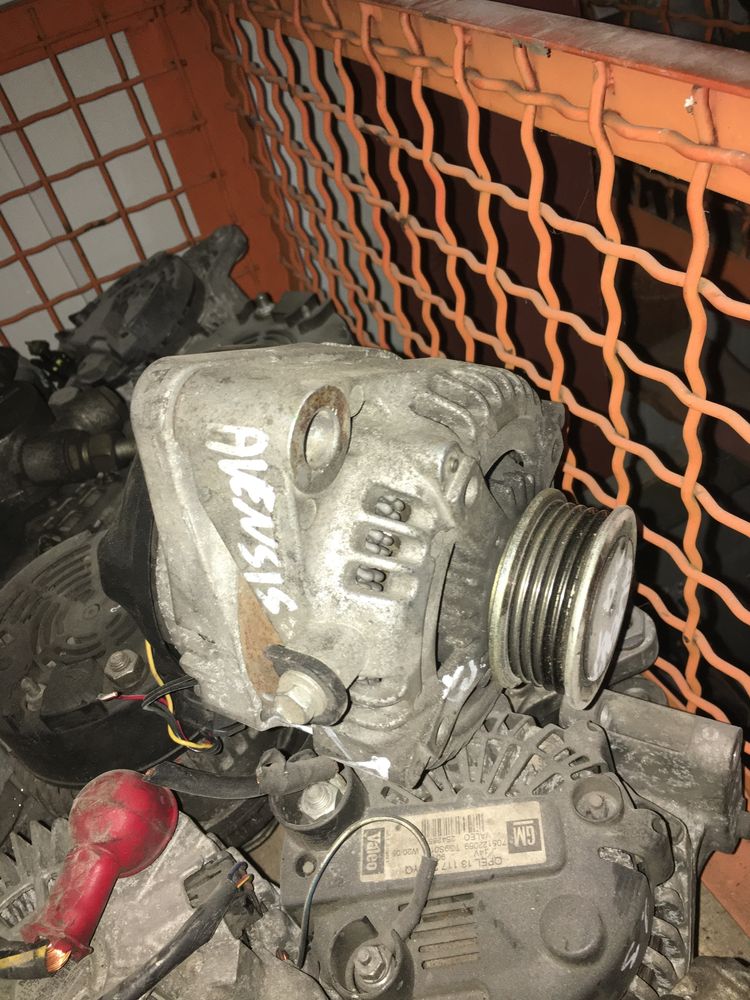 Alternator Toyota Auris,Corolla,Yaris,Avensis,Previa,Rav4,Camry.