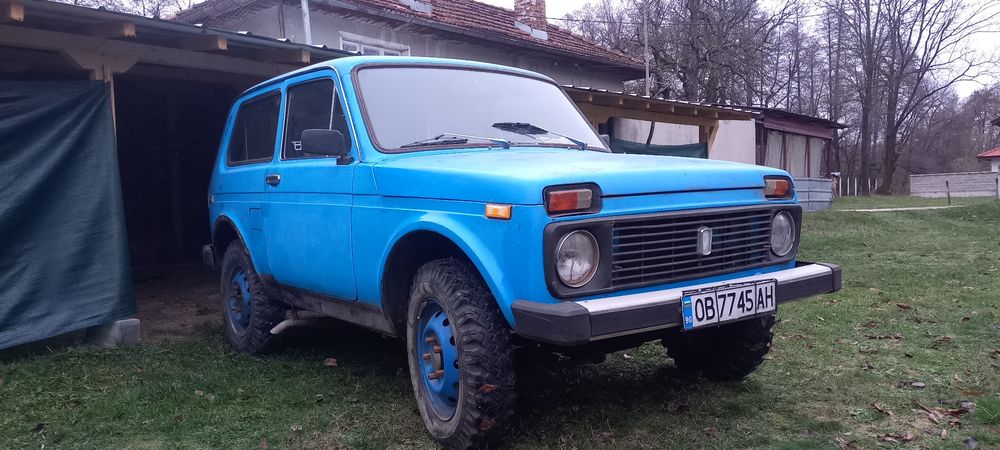 Лада нива ВАЗ 2121