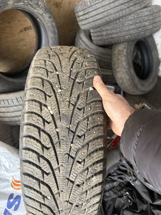 Зимная резина маххсис