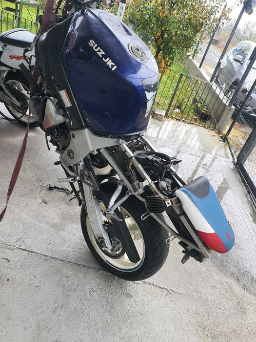 Dezmembrez Suzuki Gsxr 600 2000 -2001 Gsx-r 600 k1