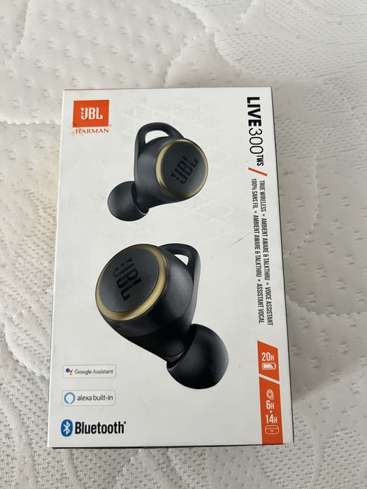 Беспроводные наушники JBL Harman LIVE 300 TWS